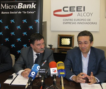 ceei-lacaixa Ramón Gatell (La Caixa) y José Manuel Pérez (CEEI Alcoy)