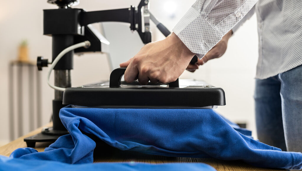 🧼 Cómo mantener tu plancha transfer en buen estado 6 Mantenimiento Plancha Transfer 3 Blog Brildor