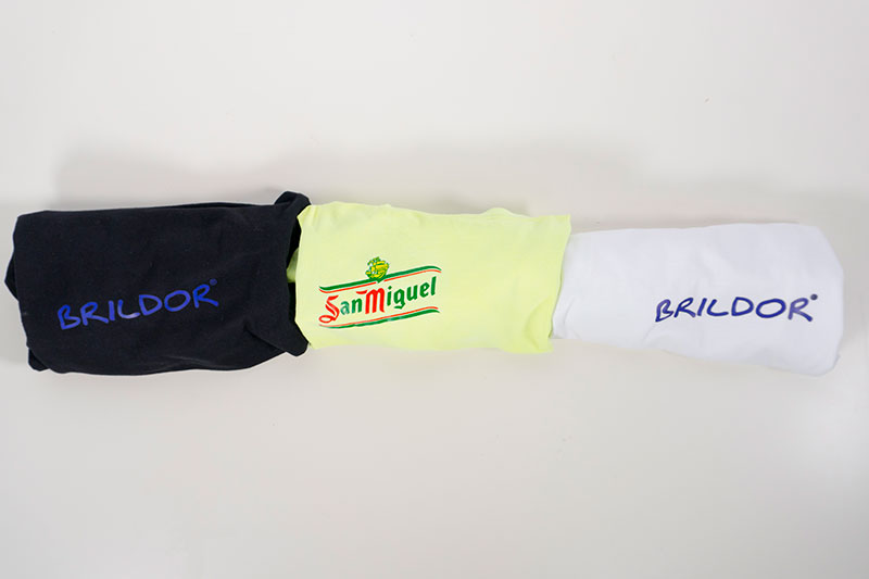 Camisetas estampadas con hojas transfer