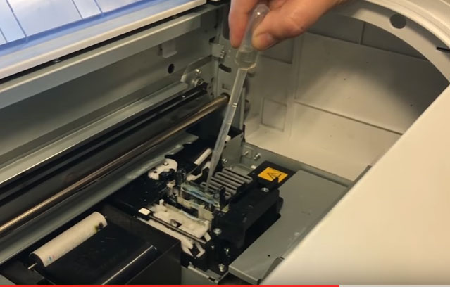 Ahorra Tinta En El Mantenimiento De Tu Epson Sc-F2000 1 Limpieza manual de tubos