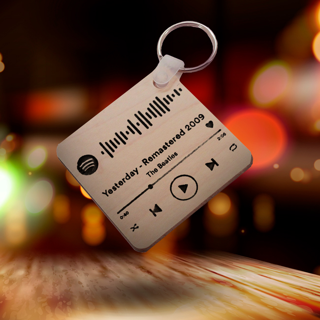 personalized wooden spotify keychain