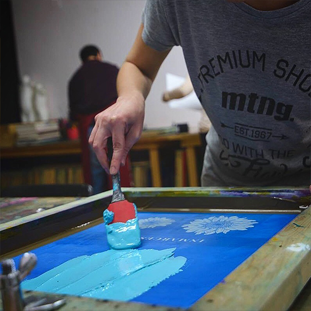 Screen printing ink