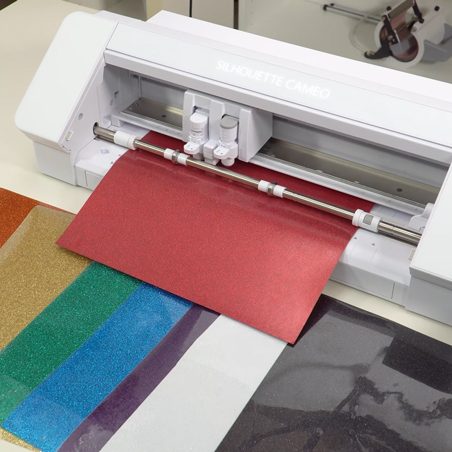 Plotter de corte y vinilo textil