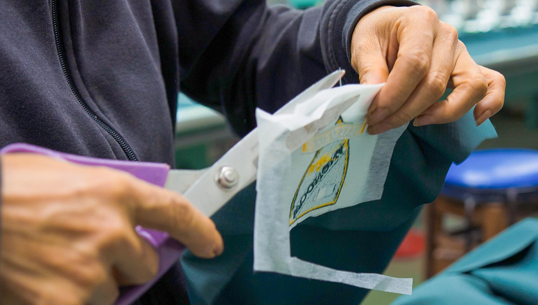 Cómo bordar un tapete de macramé con entretela termofusible 