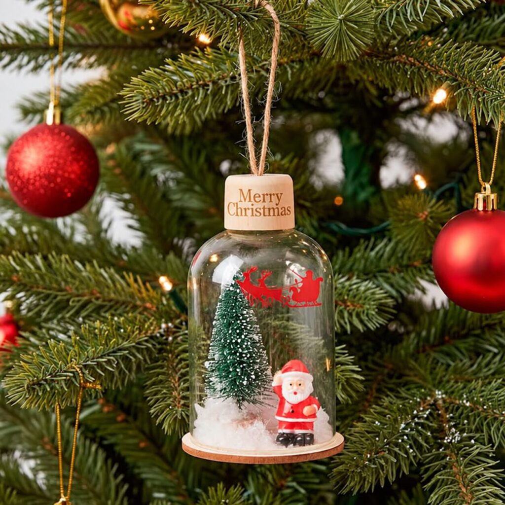 🎅 Que la Navidad no te pille sin stock: 9 ideas de regalos personalizados 16 Campana Navidena Entre Ramas Y Luces 6 Blog Brildor