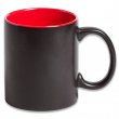 Mug noir mat avec intérieur coloré rouge