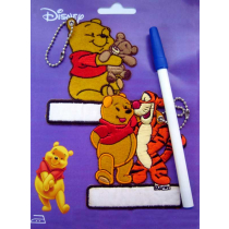 Marcadores de prendas bordados Winnie y Tigger con boligrafo